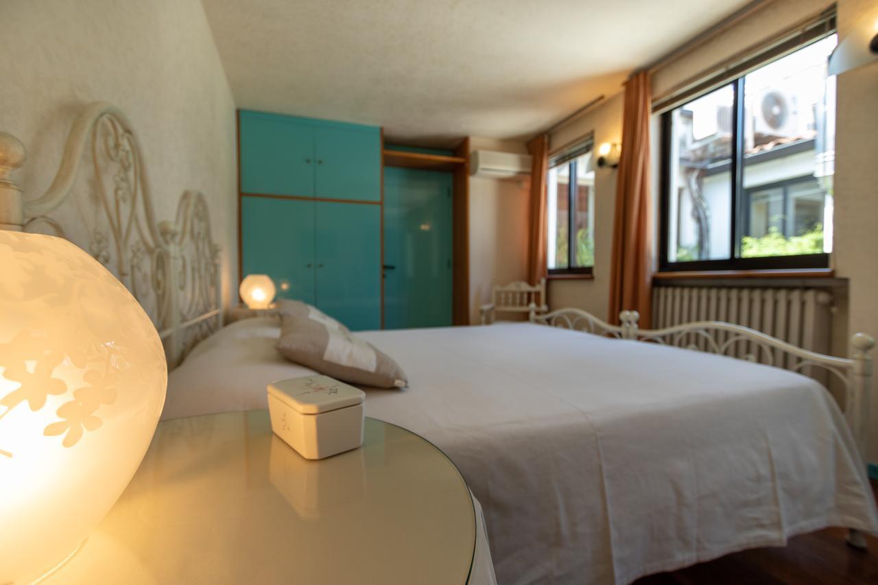 Bed and Breakfast Attico Di Charme Верона Экстерьер фото